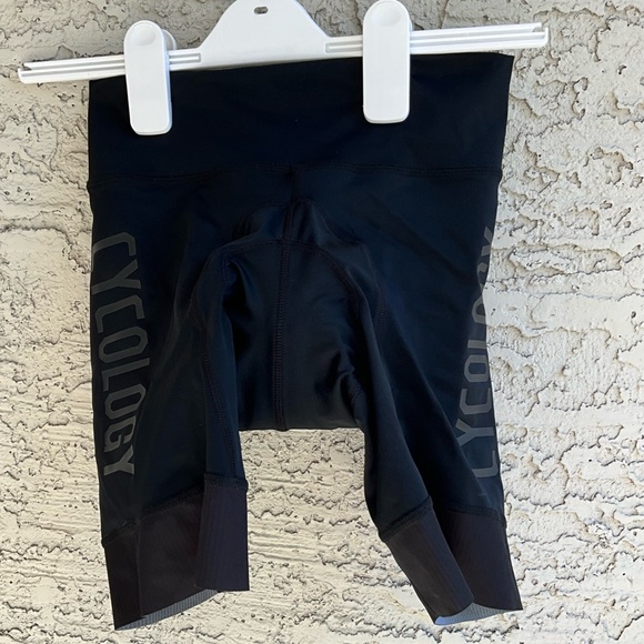 🚴‍♀️ NWOT Cycology Black Biker Shorts - Picture 2 of 5